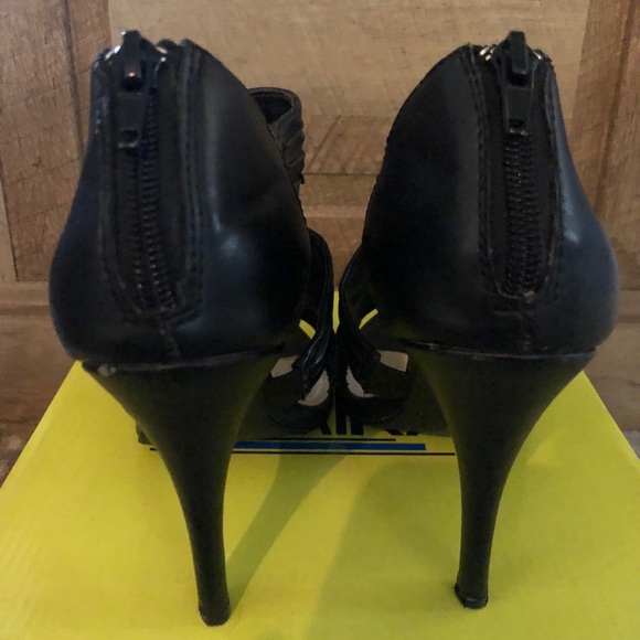 Paprika 8.5, open toe, ankle high heel - Picture 3 of 6